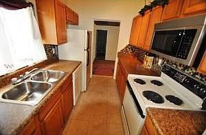 4th image of 29 Croton Dr