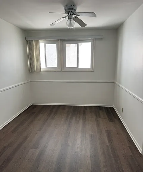 442 Landfair Ave #1/2 — Photo 8