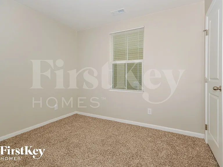 13851 N Mardenis Dr W — Photo 11