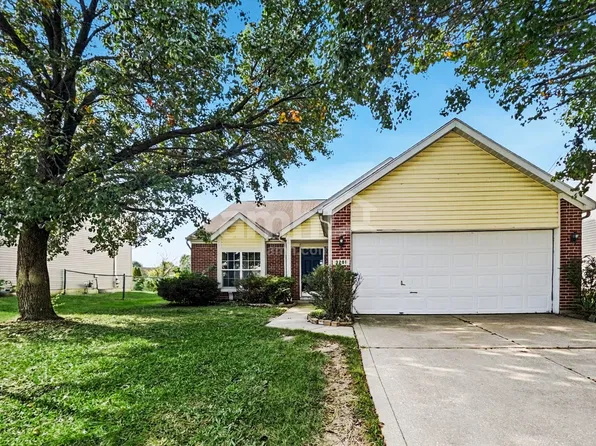 3201 Creekshore Dr, Indianapolis, IN 46268