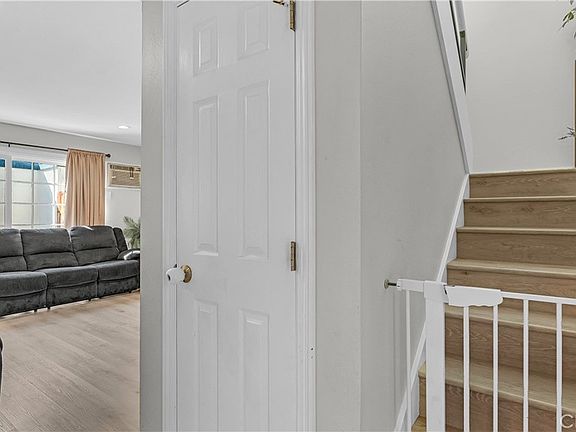 5th image of 11074 Kibbins Cir