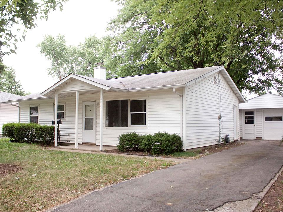 1st image of 3235 Welch Dr