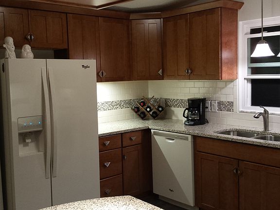 3rd image of 506 Saint Andrews Blvd