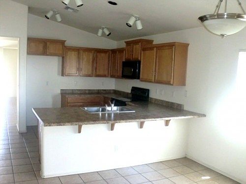 3rd image of 10550 N 116th Ln