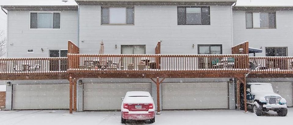 1st image of 17 Heritage Dr #17