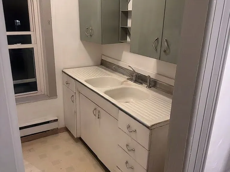 202 Main St #3 — Photo 8