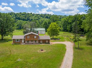 3322 Dry Creek Rd NE, Granville, OH 43023