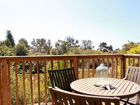 3rd image of 123 Manresa Ct