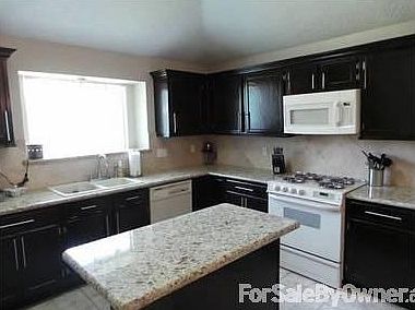 3rd image of 9503 Walnut Glen Dr