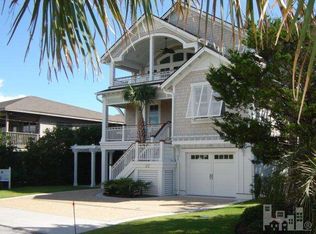 22 Bahama Dr, Wrightsville Beach, NC 28480