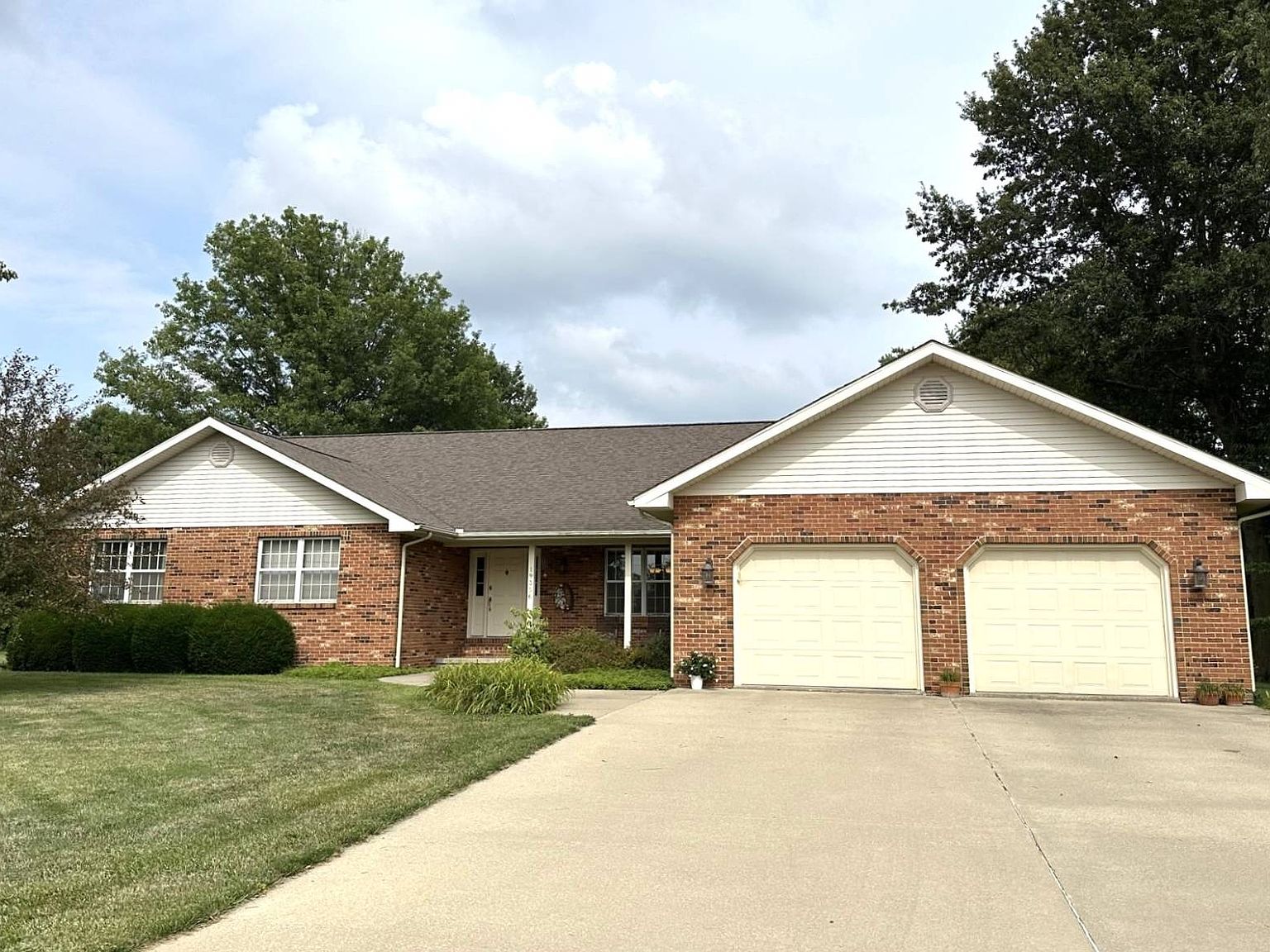 19356 Hurricane Dr, Carlinville, IL 62626 MLS 11197452 Zillow