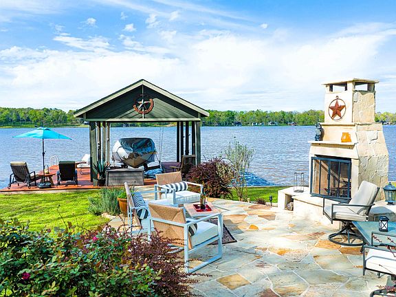 3rd image of 500 Camp Cypress Trl
