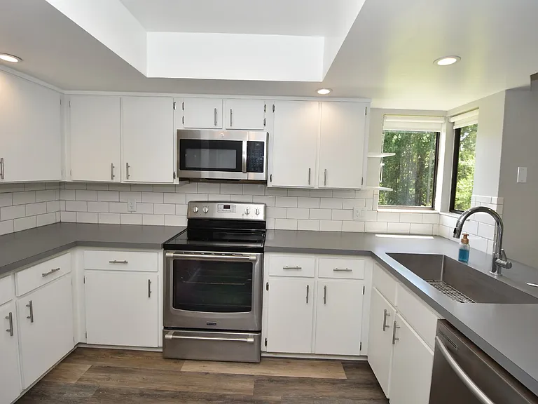 4 Southbury Ct — Photo 10