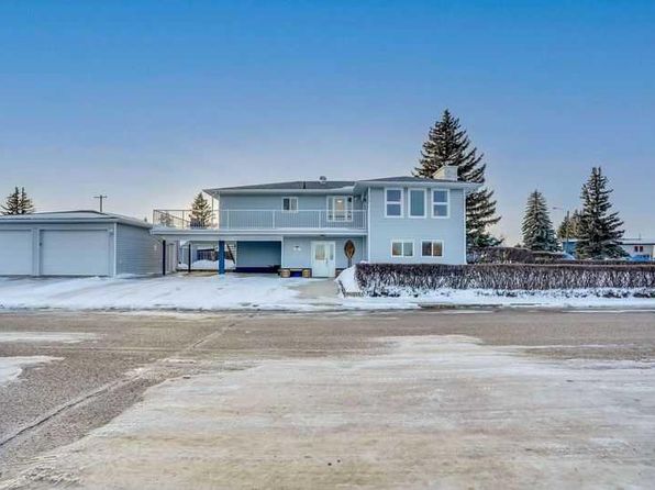 601 E 7th Ave W, Hanna, AB T0J 1P0