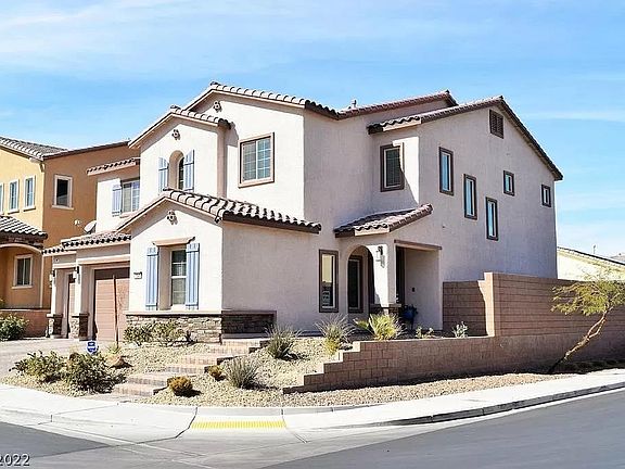 2nd image of 1540 Point Vista Ave
