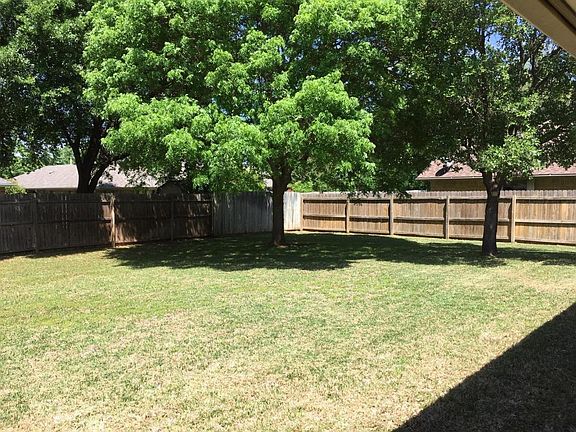 3rd image of 8905 Marti Ln