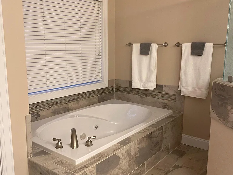 Tub in Master Bathroom
