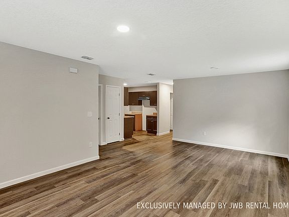 3rd image of 8030 Waxwing Ave