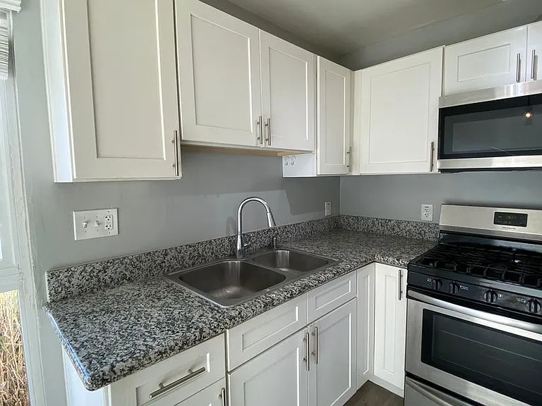 4533 Contour Blvd. — Photo 49