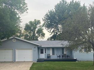2080 Brian Ave, Windom, MN 56101