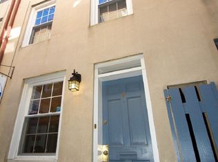 806 S 4th St, Philadelphia, PA 19147