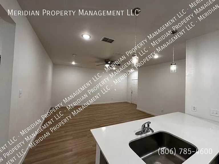 5513 Itasca St — Photo 4