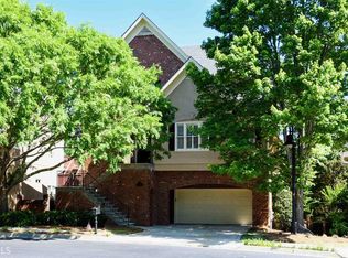 1082 Fairway Ests NE, Brookhaven, GA 30319