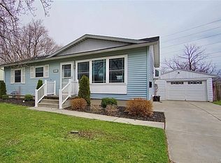95 Frederick Rd, Tonawanda, NY 14150