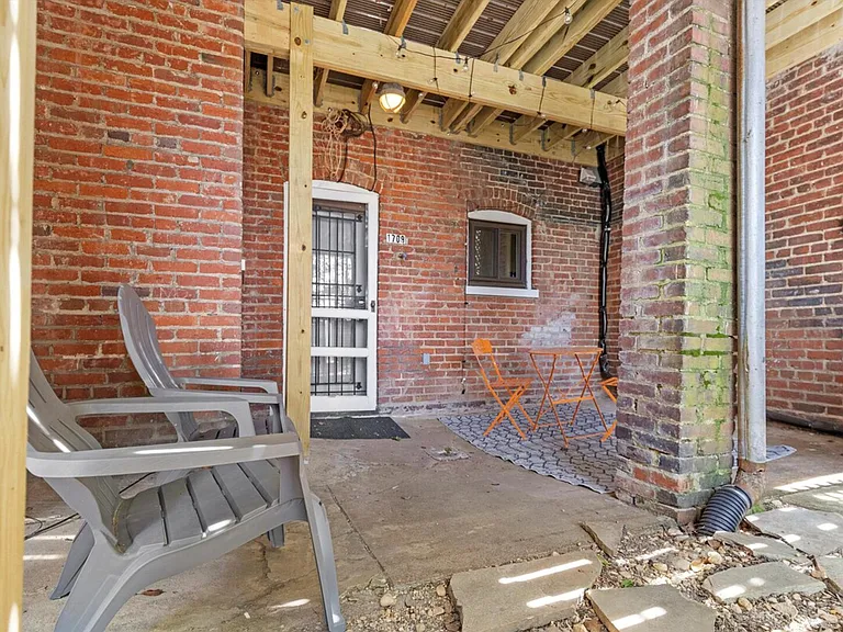 Lanier Pl NW — Photo 23