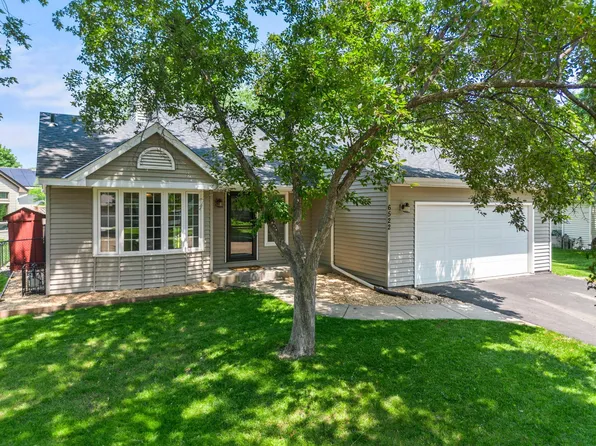 6522 Gray Fox Curv, Chanhassen, MN 55317