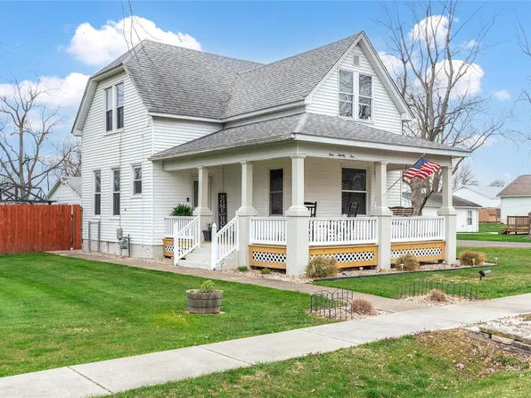 125 N Lincoln St, Worden, IL 62097