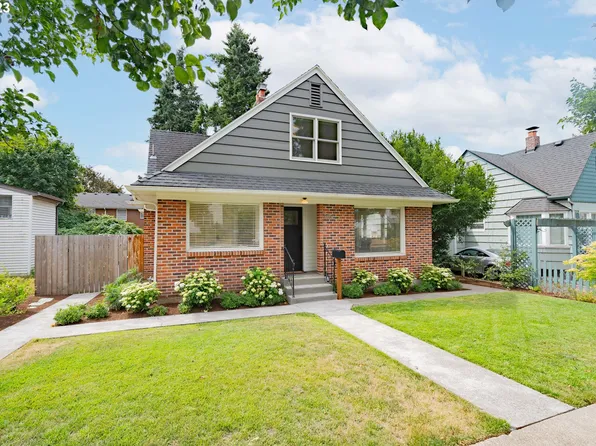 205 W 27th St, Vancouver, WA 98660
