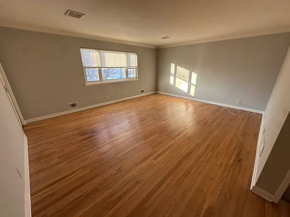 (undisclosed Address), Springfield, NJ 07081