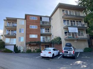 301 N Greenwood Cir #3, Seattle, WA 98103