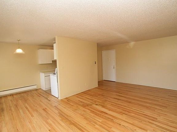 4th image of 8401 Rainier Pl S APT 8