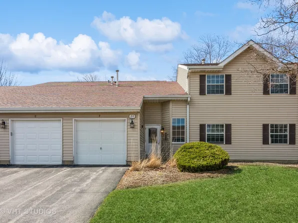 20 Gant Cir APT A, Streamwood, IL 60107