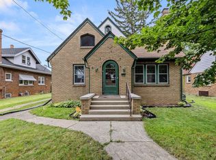 1018 20th St, Rockford, IL