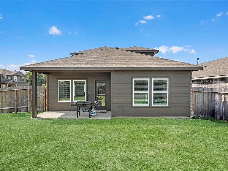 5455 Pinetree Crescent Ln — Photo 23