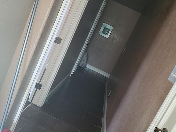 3rd image of 126 Eureka Dr