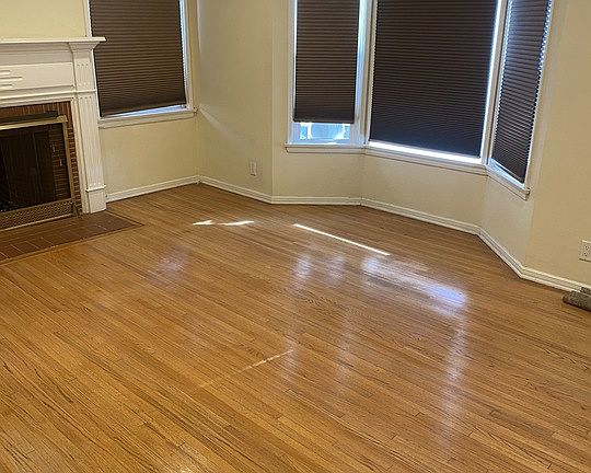 3rd image of 1941 W 93rd St