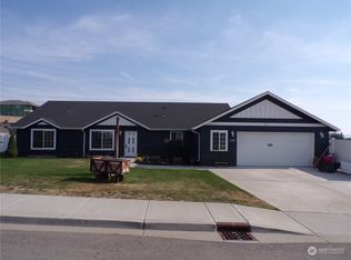 134 Sunny Meadows Loop, Wenatchee, WA 98801