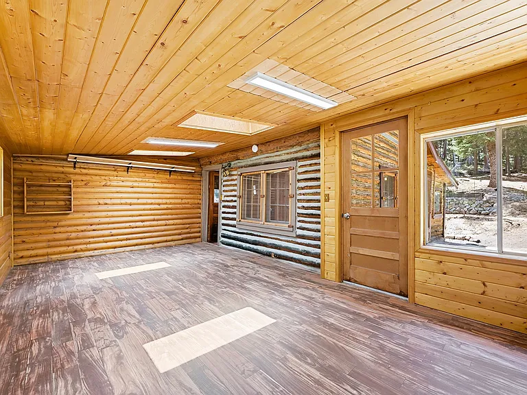 2299 S Beaver Creek Rd — Photo 13