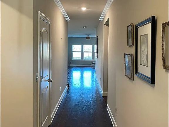 3rd image of 4973 Riverbank Dr