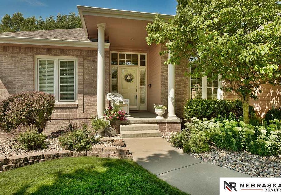 1st image of 7916 Brentwood Dr