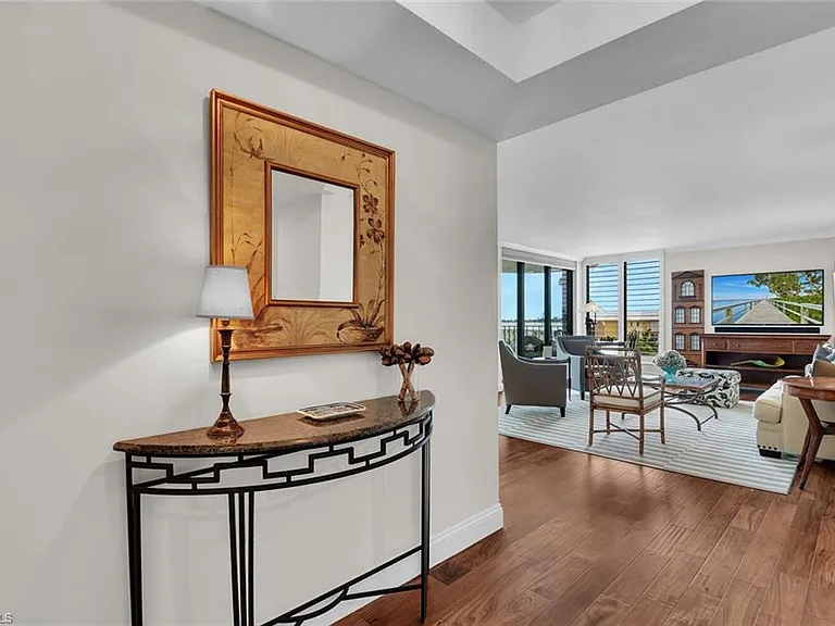 3115 Gulf Shore Blvd N #412S — Photo 4