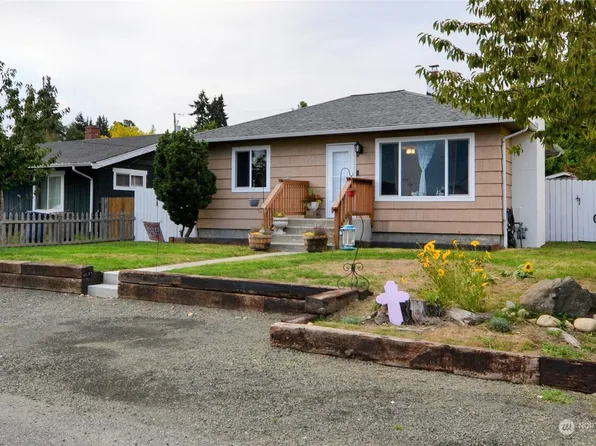 2116 NE Warner Street, Bremerton, WA 98310