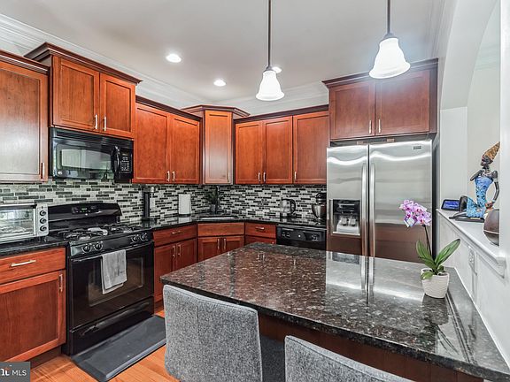 5th image of 53 Lukens Mill Dr