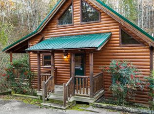 1323 Zachary Thomas Ln, Sevierville, TN 37876