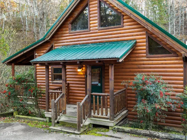 1323 Zachary Thomas Ln, Sevierville, TN 37876