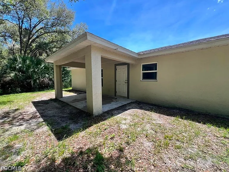 1173 E Benbow Cir — Photo 29